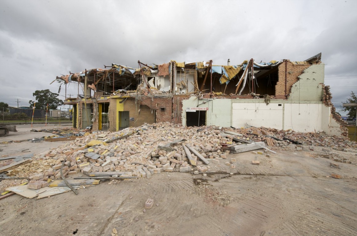 CGD Grends Bus Depot in Dandenong - demolition of the site April/May 2008